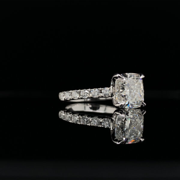 Gorgeous 2.5 Carat E/VS1 Radiant Cut With Marqui and Round Ring The Lindsey Set Lab Diamond IGI Certified - Image 2