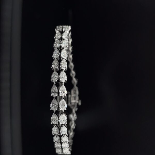 5 CTW Pear Lab Grown Diamond Tennis Bracelet – East-West, 7 inches - Image 4